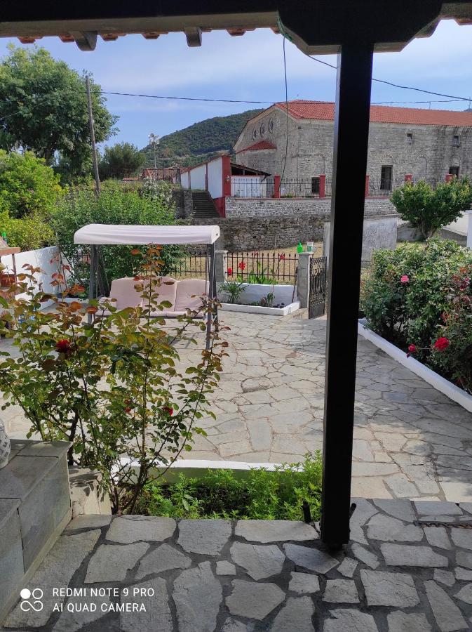 Detached House In Sykia Villa Kültér fotó
